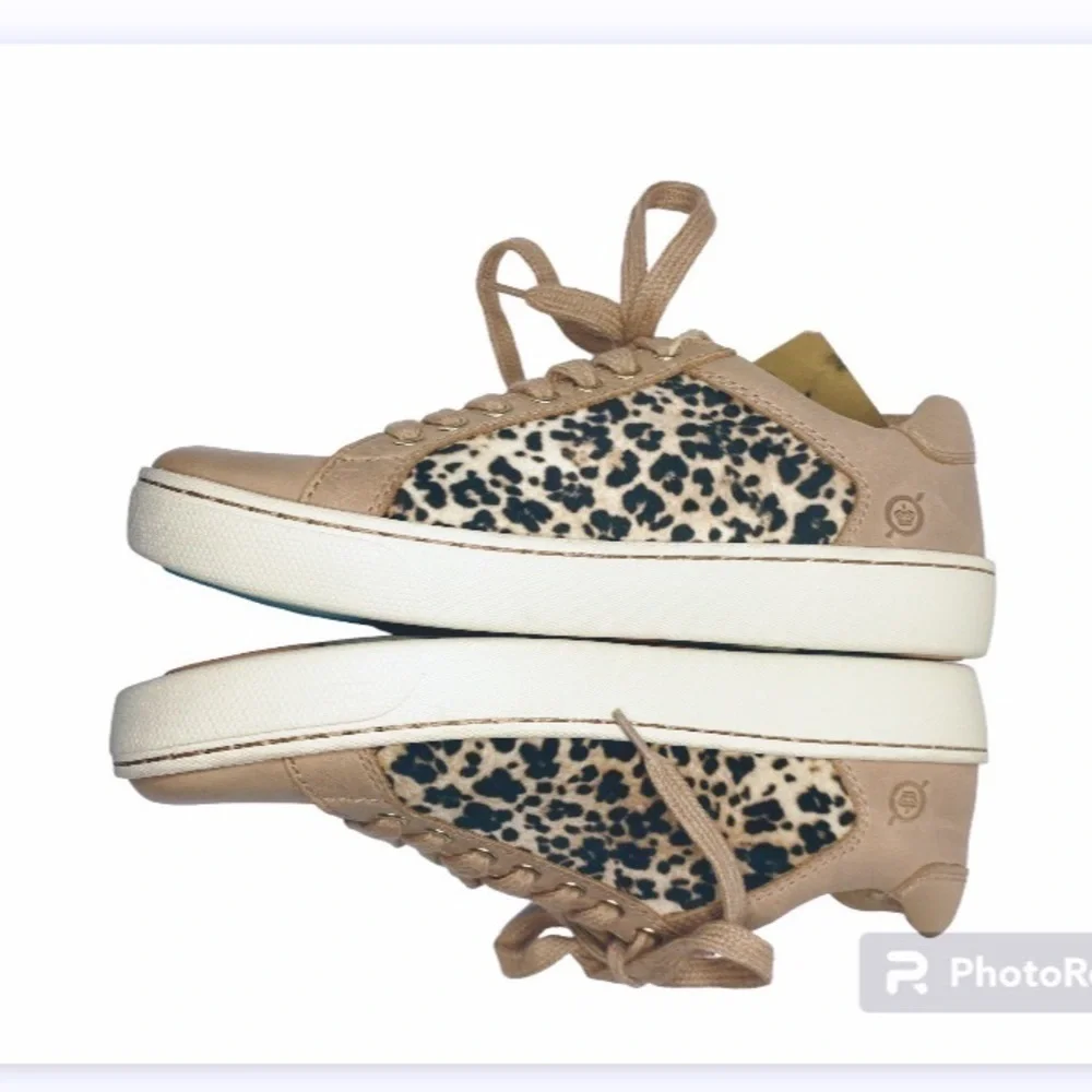 Born Women's Sur Leather Lace Up Sneakers Pink Tan Animal Print New Size 6.5